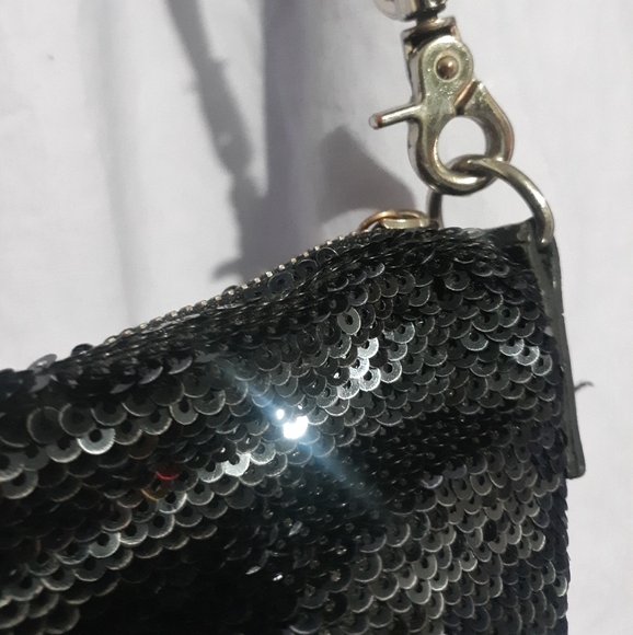 🖤Vintage VS PINK Sequin Cross abidy Purse🖤 - Picture 8 of 11